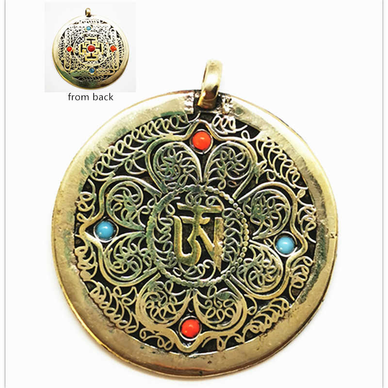 Ethnic Fashion Com - Amuleto Tibetano con Mantras OM, Colgantes