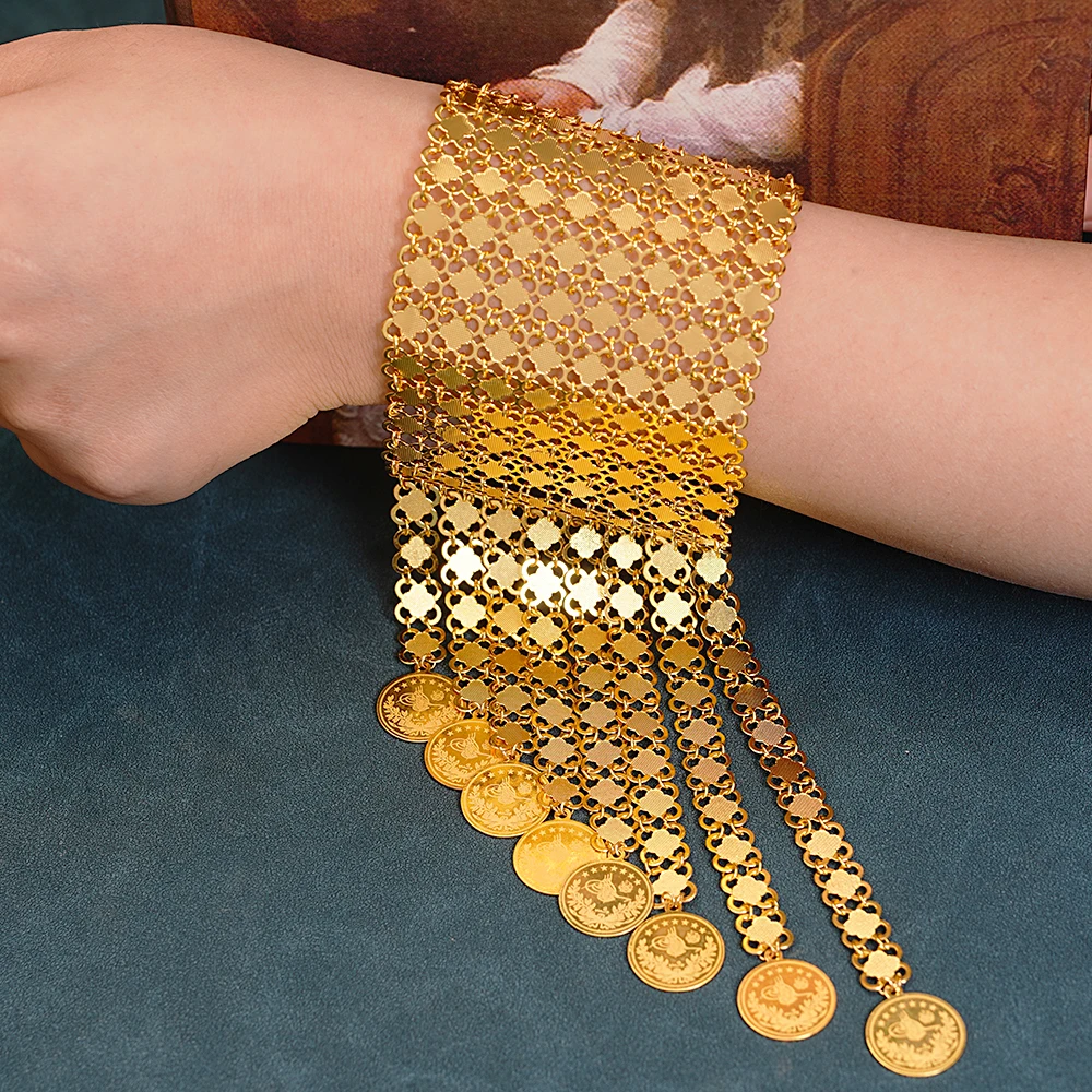 Pulsera De monedas chapada en  - Ethnic Luxe Fashion reseña y precio